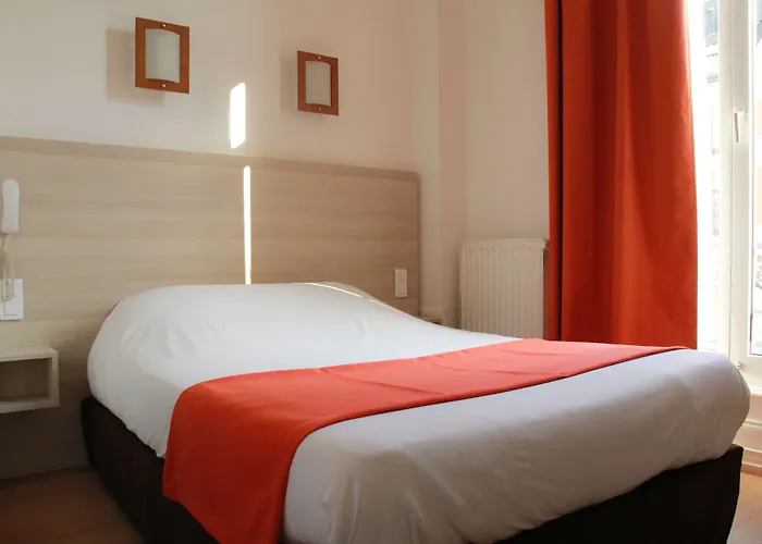 Hotel De La Cathedrale Reims